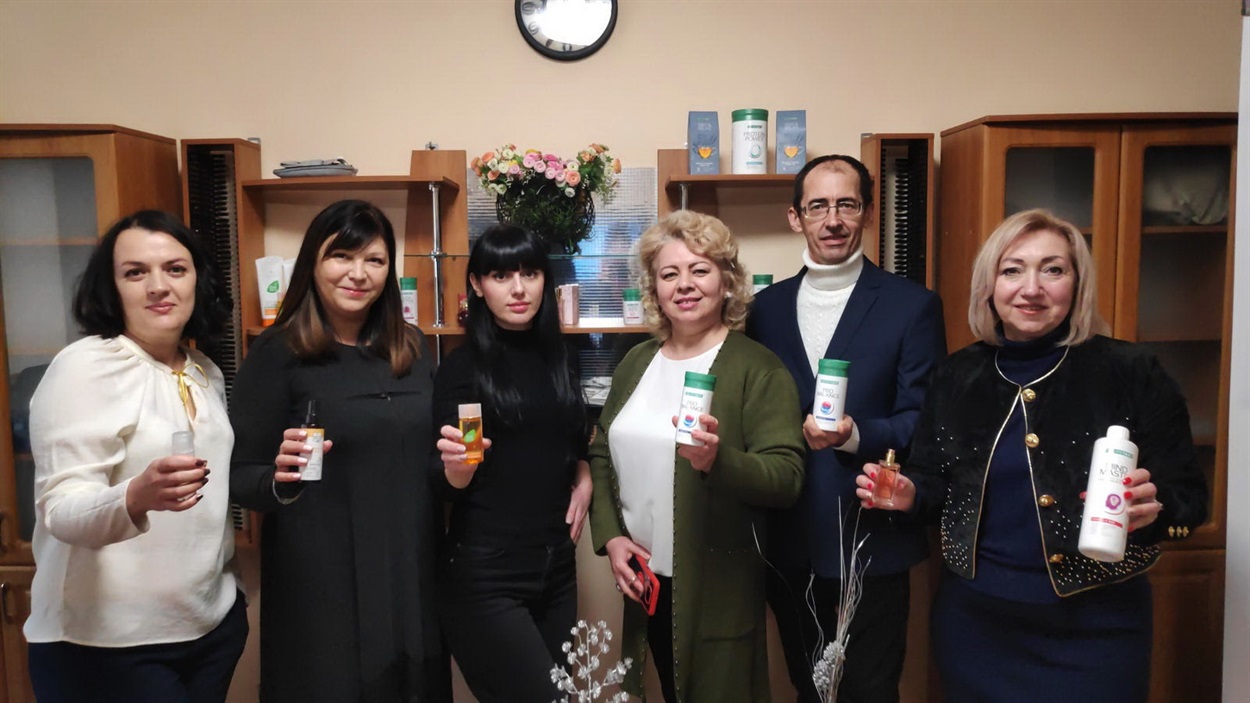 Партнери та гості в новому офісі