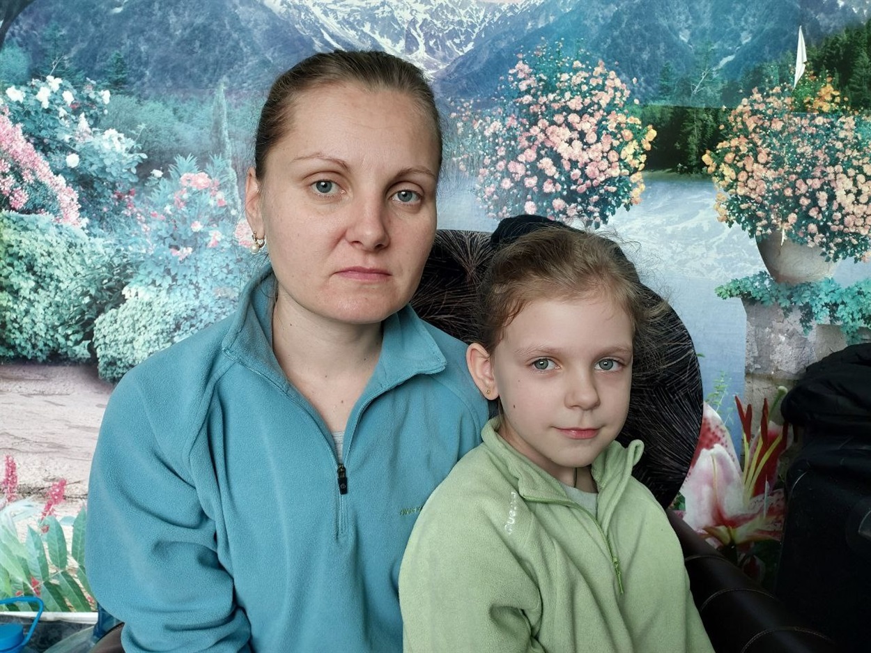 «Нас дуже гарно прийняли в Первомайську. Люди допомагають, дякую щиро за чисті і добрі серця»