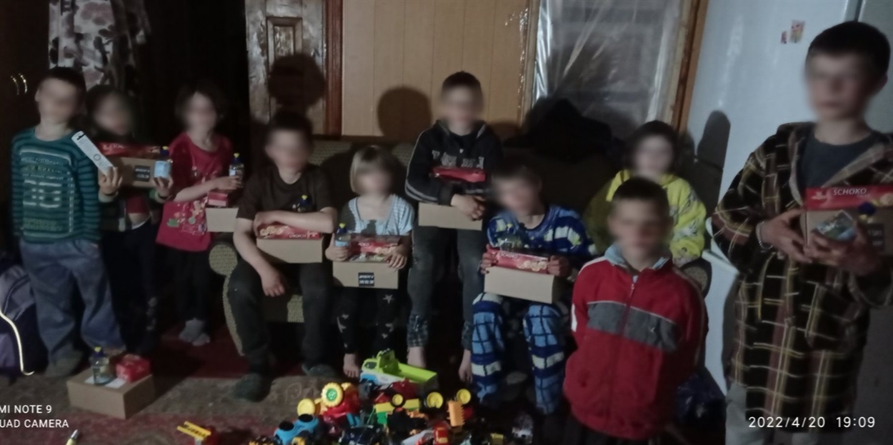 Діти отримали продовольчі набори