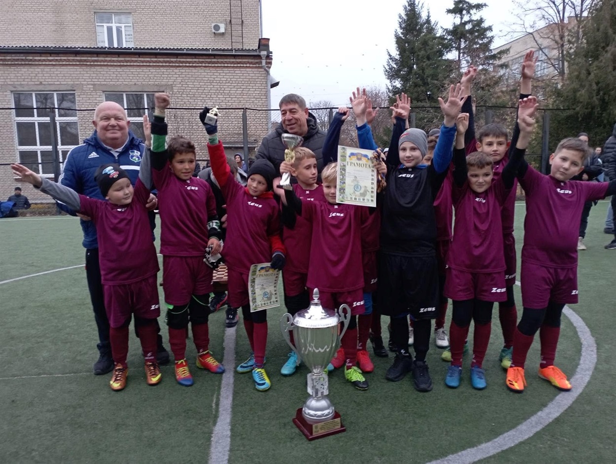 футбол первомайськ