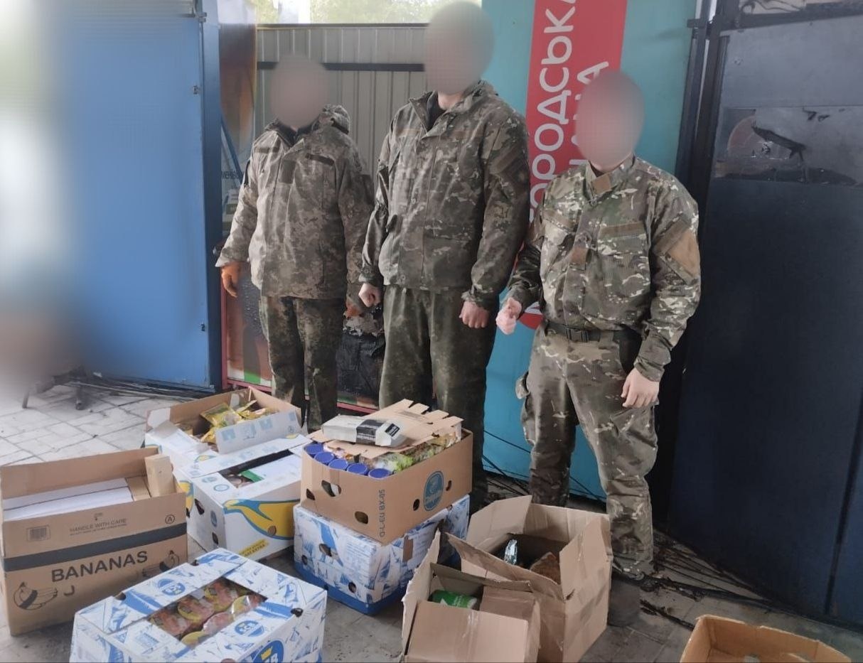 волонтери військовим