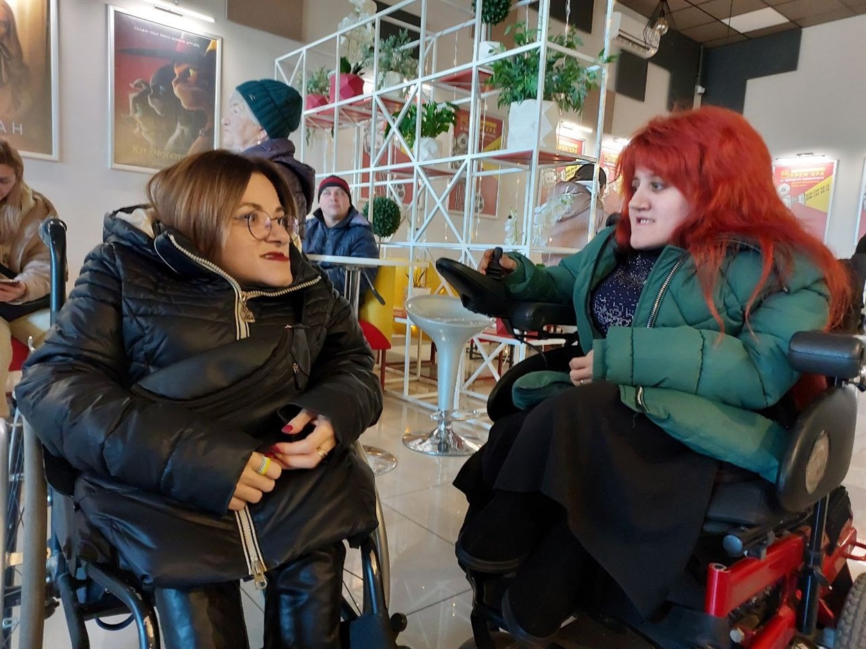 Алла Гінкул та Віолетта Кочішвілі