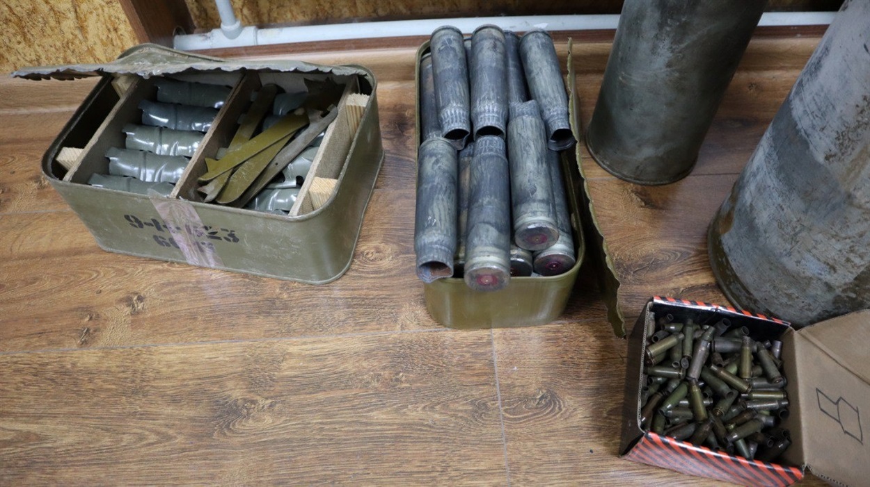 Оскільки трофеїв виявилося дуже багато, то паралельно виникла ідея за тиждень до аукціону організувати інтерактивну виставку