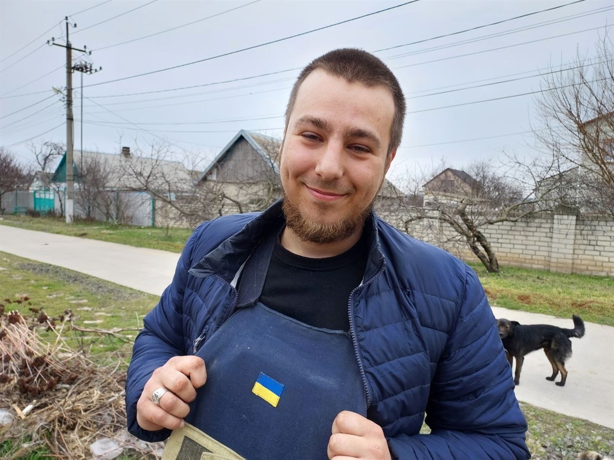Дмитро Оліфіренко, волонтер із Антонівки