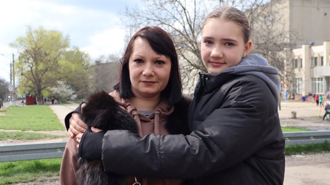 Ірина та Олександра чекають чоловіка та батька з війни