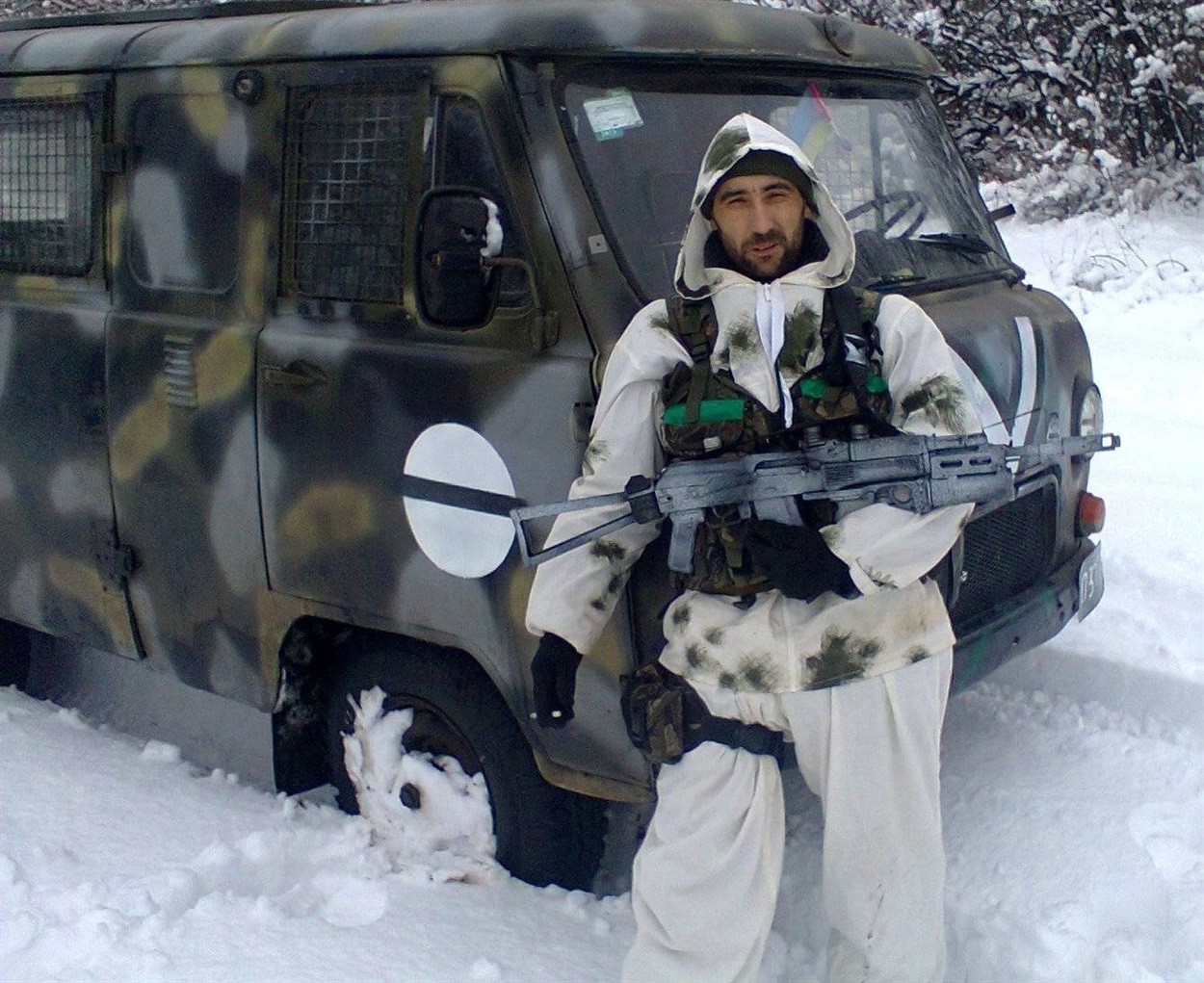 андрій шарий