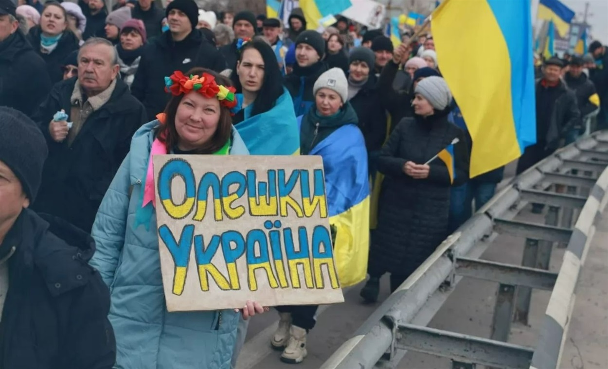 Мітинг в Олешках проти росіян