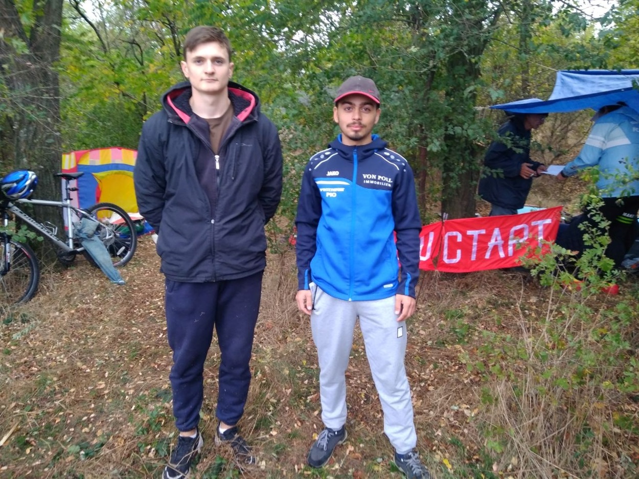 У Грушівці, клуб Романтик