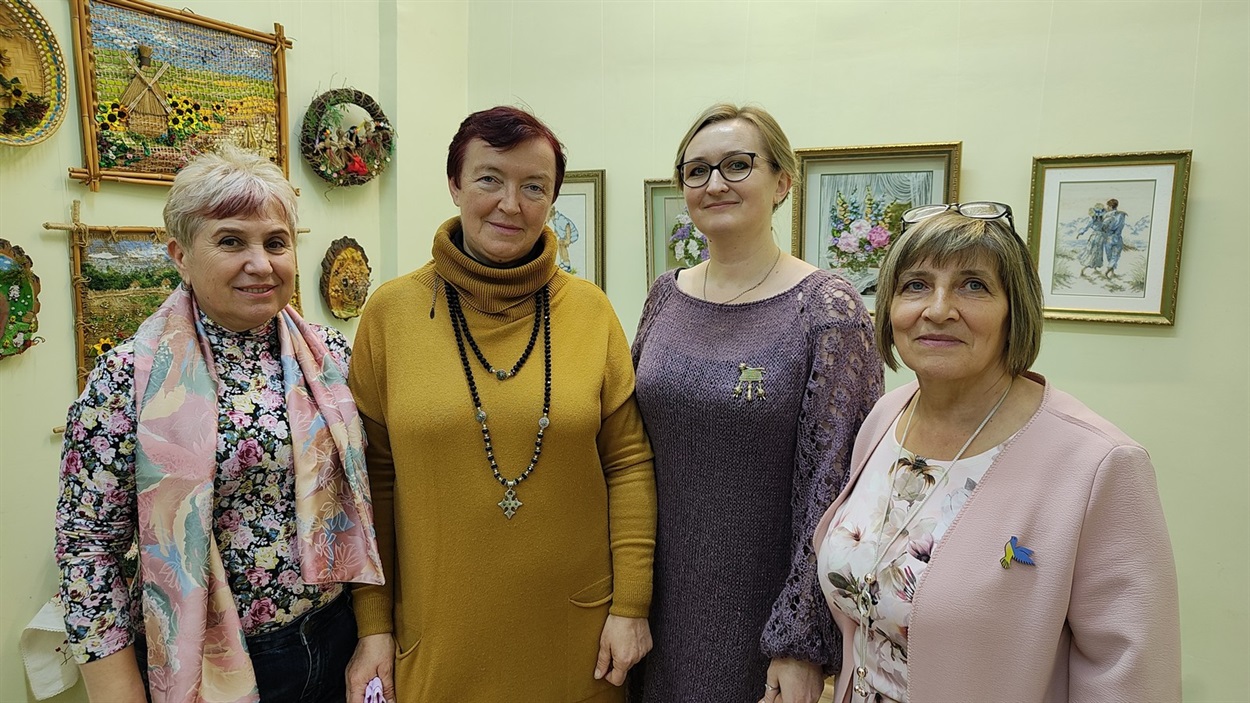 Майстрині та гості виставки