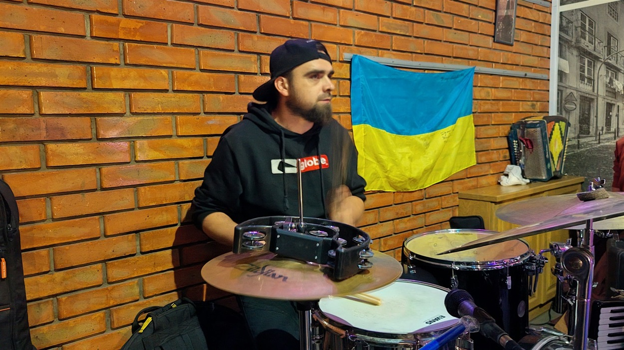 Ударник рок-гурту Criptex на концерті