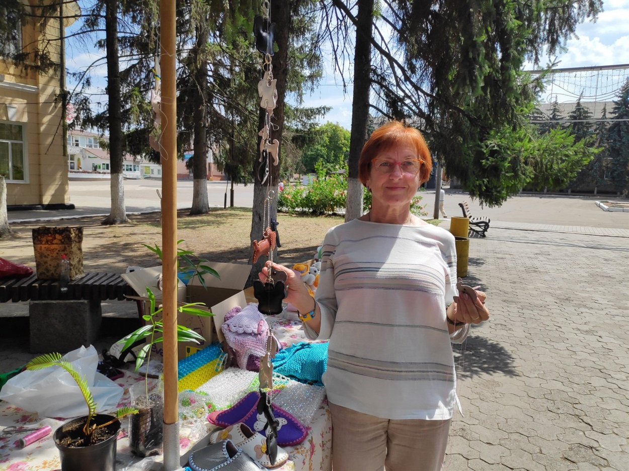 Вікторія Курдюмова на благодійному ярмарку