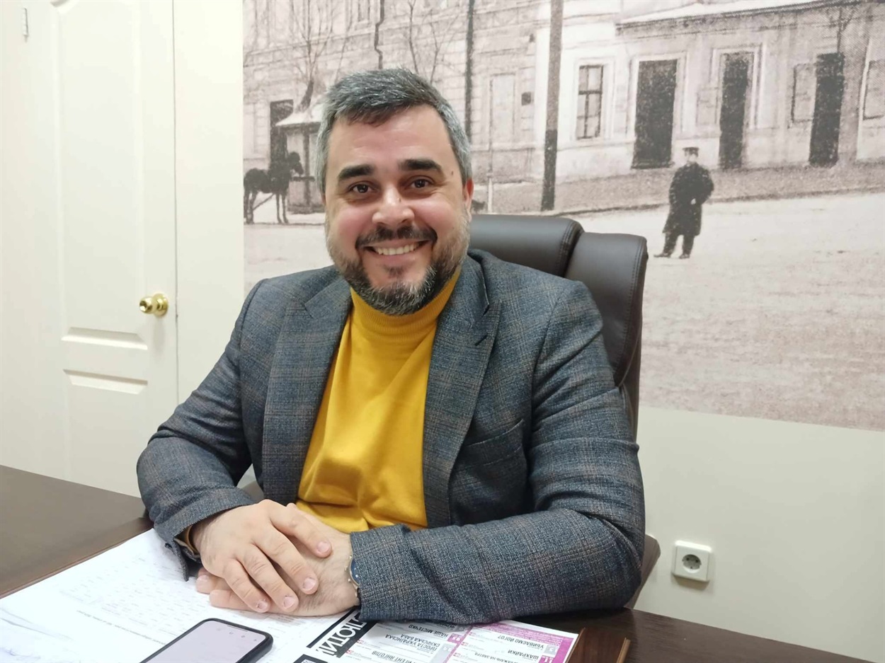 Артем Свистун, драмтеатр