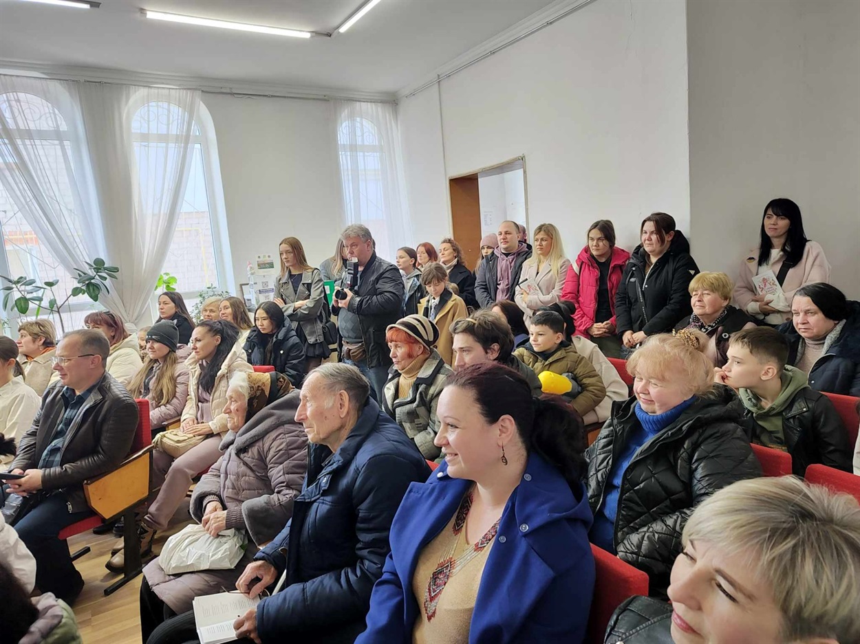 «Лютневі казки», презентація в Первомайську
