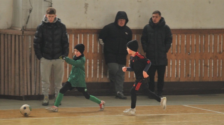 дитячий футбол первомайськ