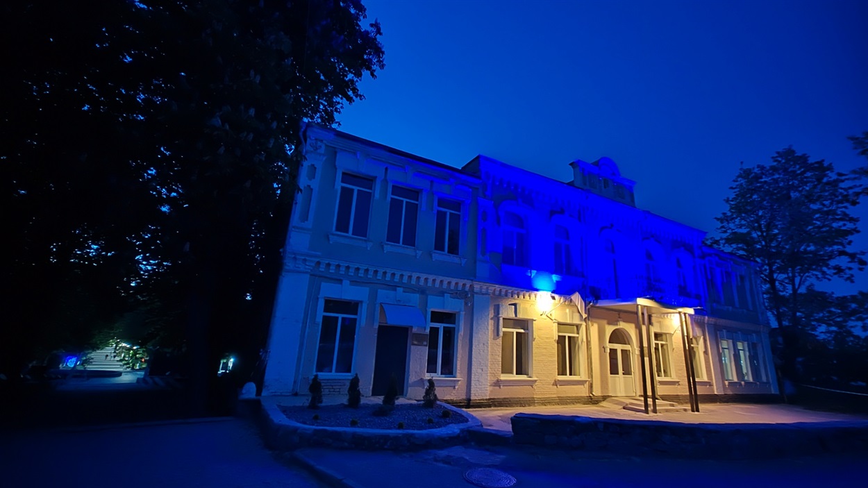 Вечір у місті