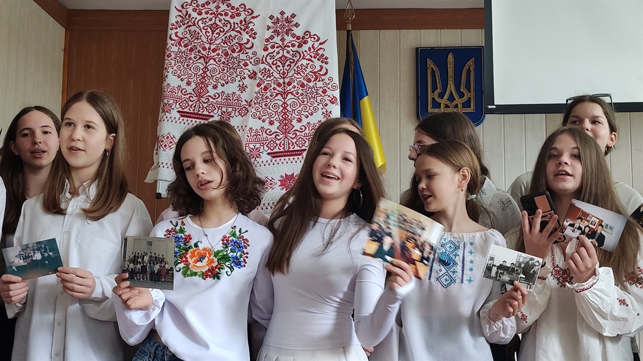 Україна є і буде!