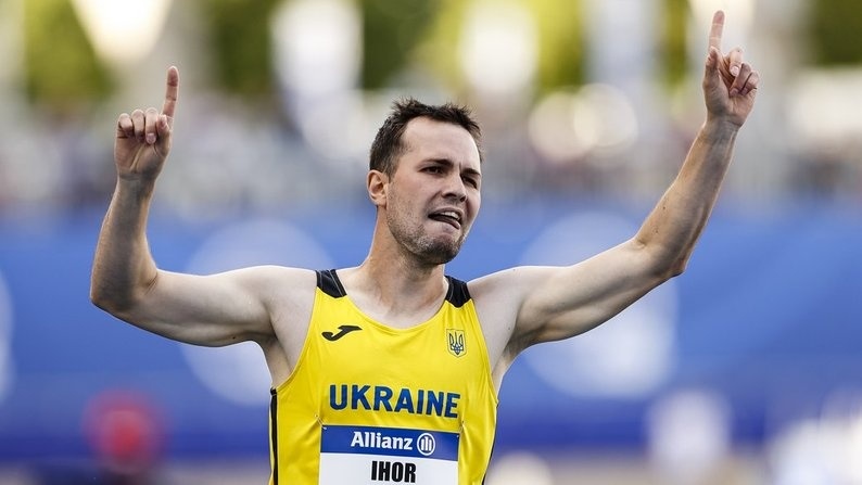 Миколаївський легкоатлет Ігор Цвєтов під час змагань на Паралімпіаді-2024 у Парижі.