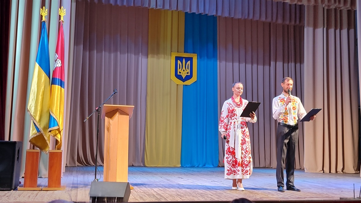 Ведучі урочистих зборів