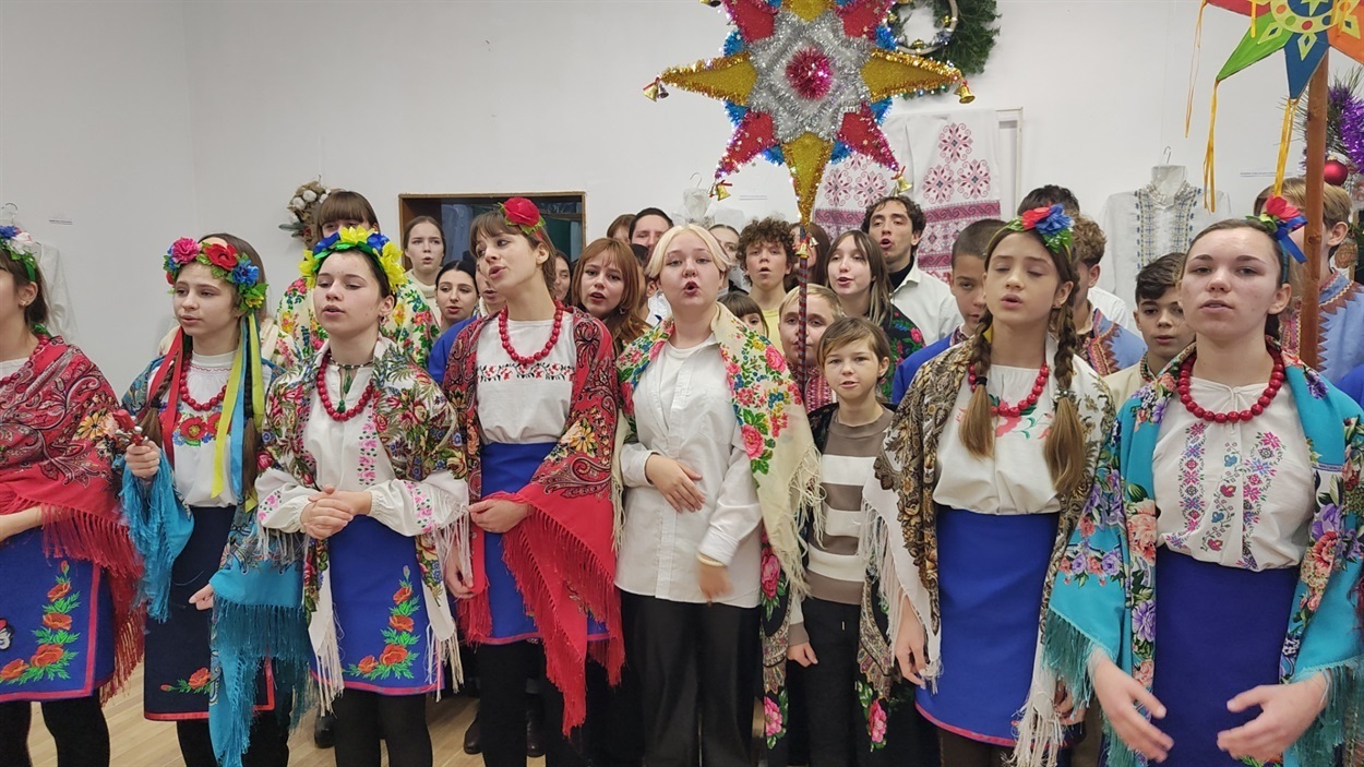 Колядники у музеї на Різдво