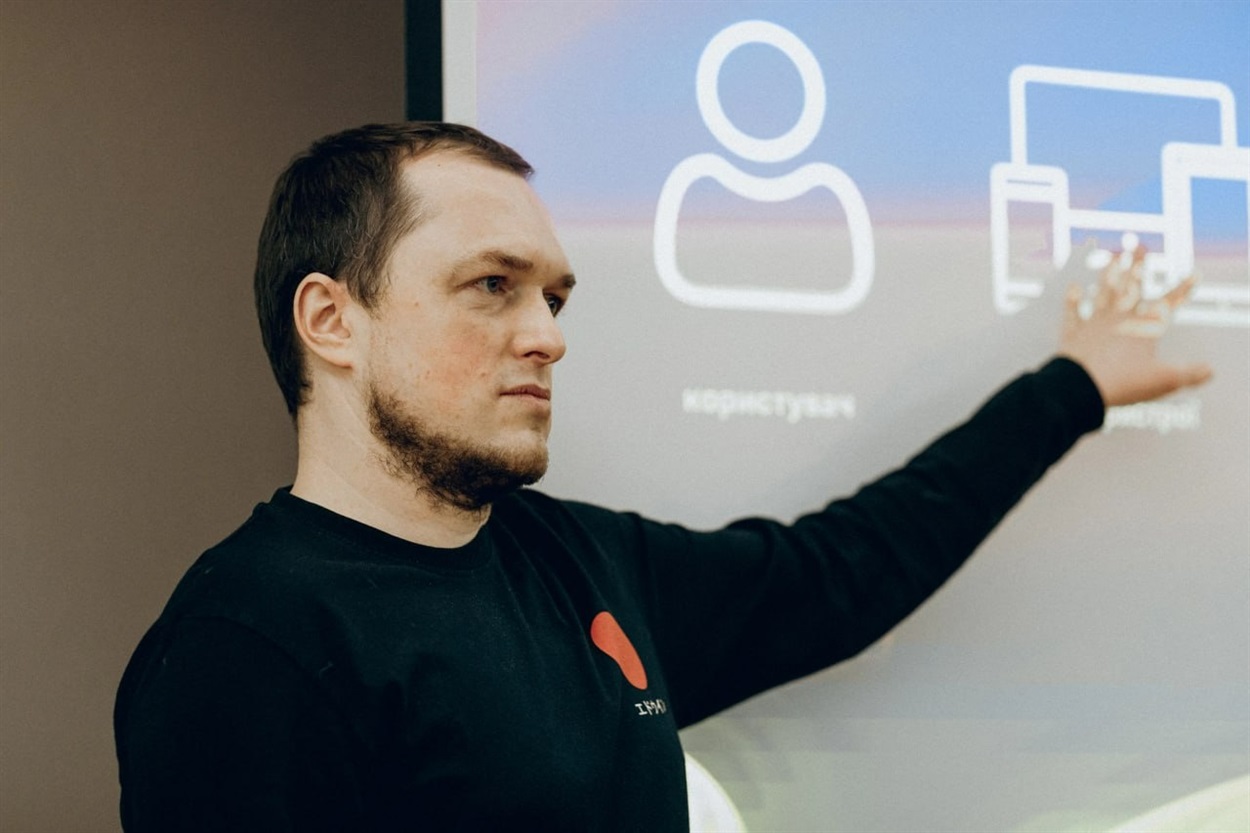 Павло Бєлоусов