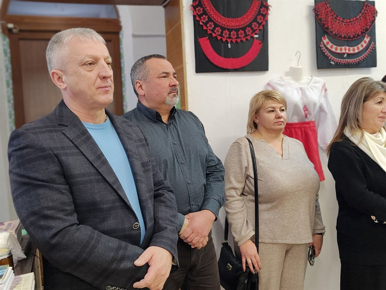На відкритті виставки (Не)помітні історії