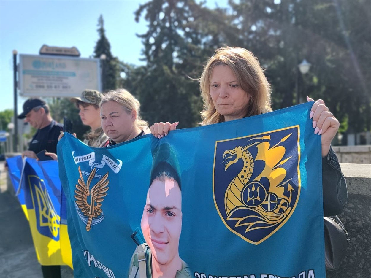 Тетяна понад 3 роки чекає на сина з полону