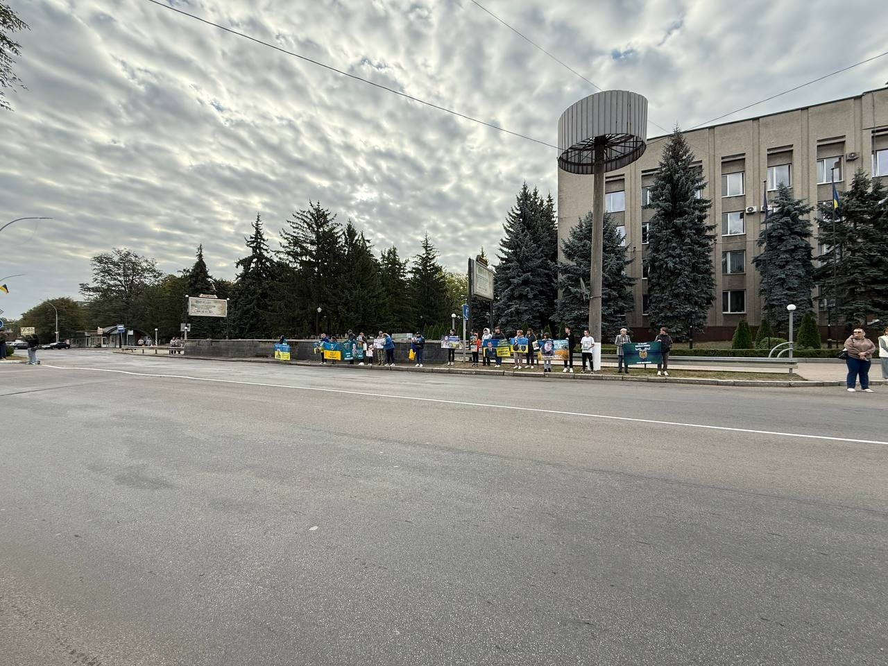 «Полон вбиває. Не мовчи!»: у Первомайську нагадали про зниклих безвісти
