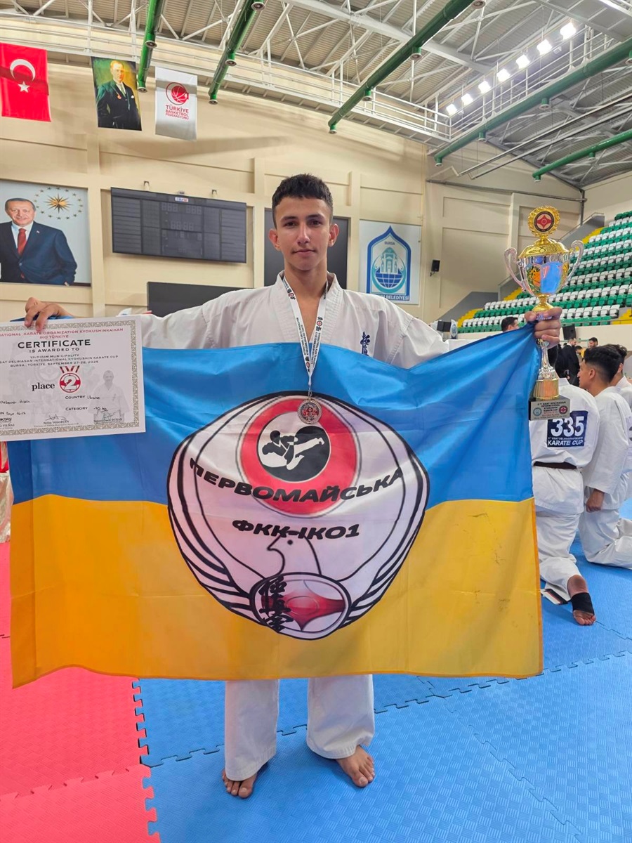 10 спортсменів, 9 медалей: Відкрита першість Туреччини для первомайських каратистів