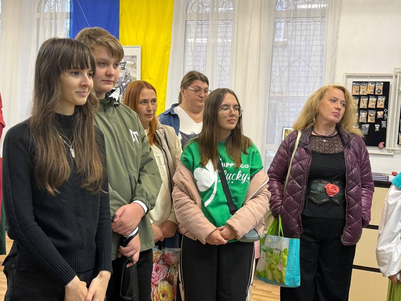 Брязкали обладунками, співали пісень та донатили захисникам. Вечір середньовіччя у музеї