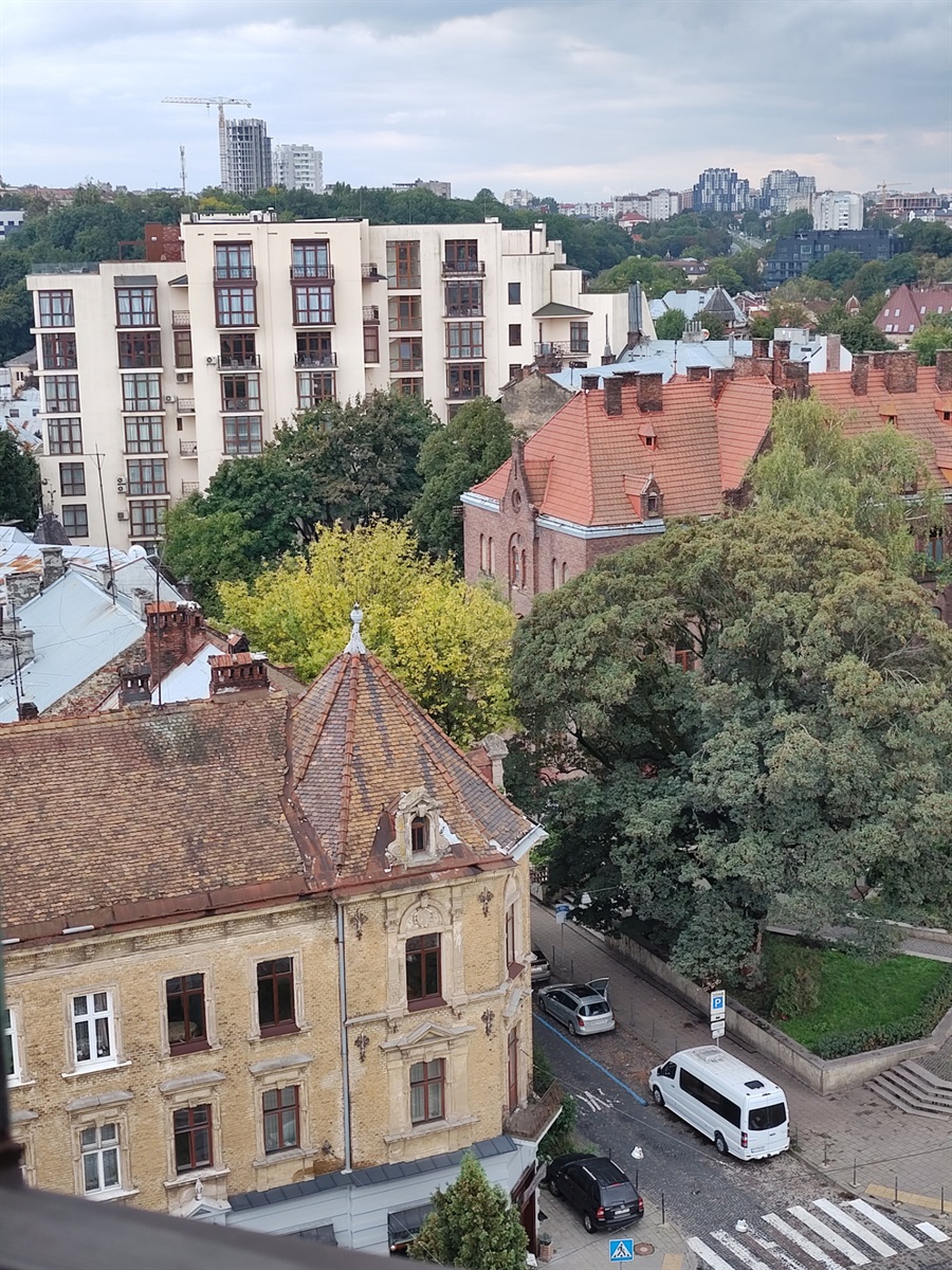 Що можна побачити з вежі Львівського органного залу, а що почути на концерті: досвід журналістки
