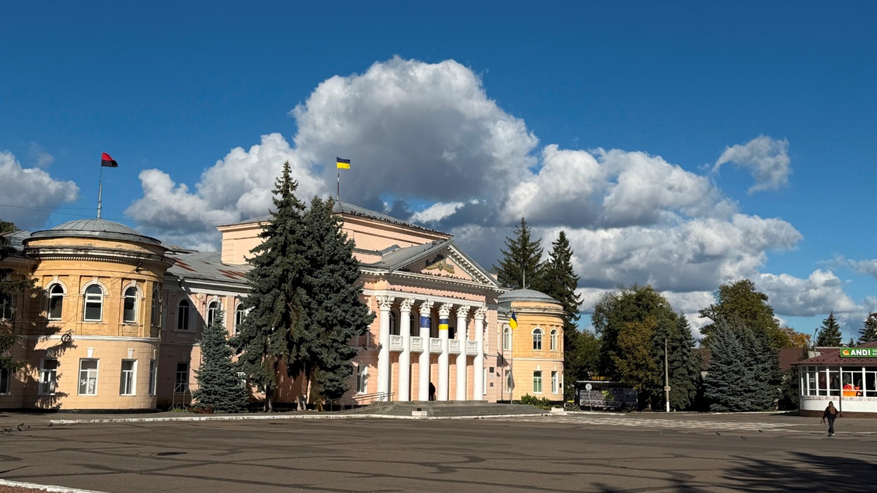 На площі