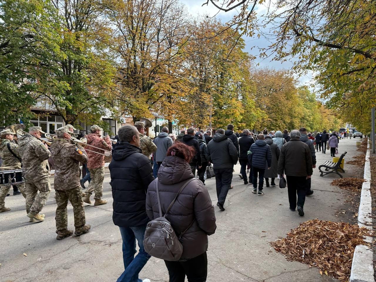 Первомайськ попрощався із захисником України Олександром Романіком