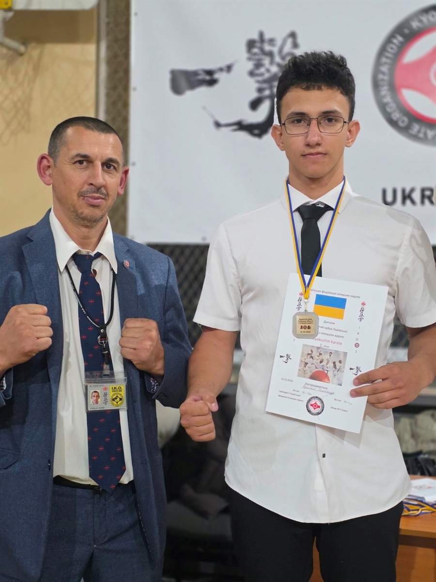 Дві золоті, срібна та 5 бронзових медалей: здобуток первомайських каратистів у Львові
