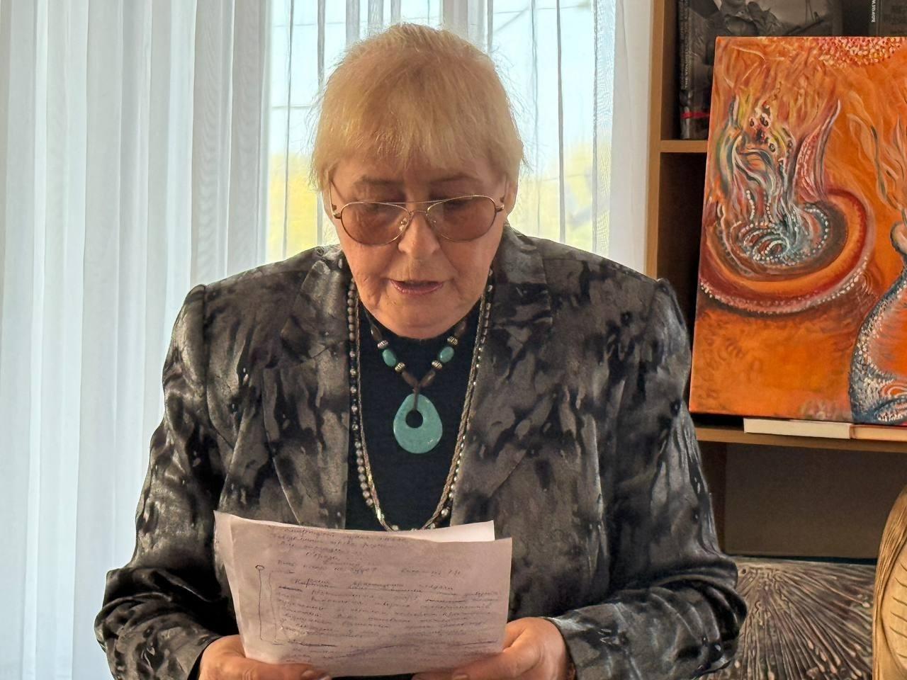 «Краплі світла»: у Первомайську презентували нову збірку поезій Антоніни Пожарницької
