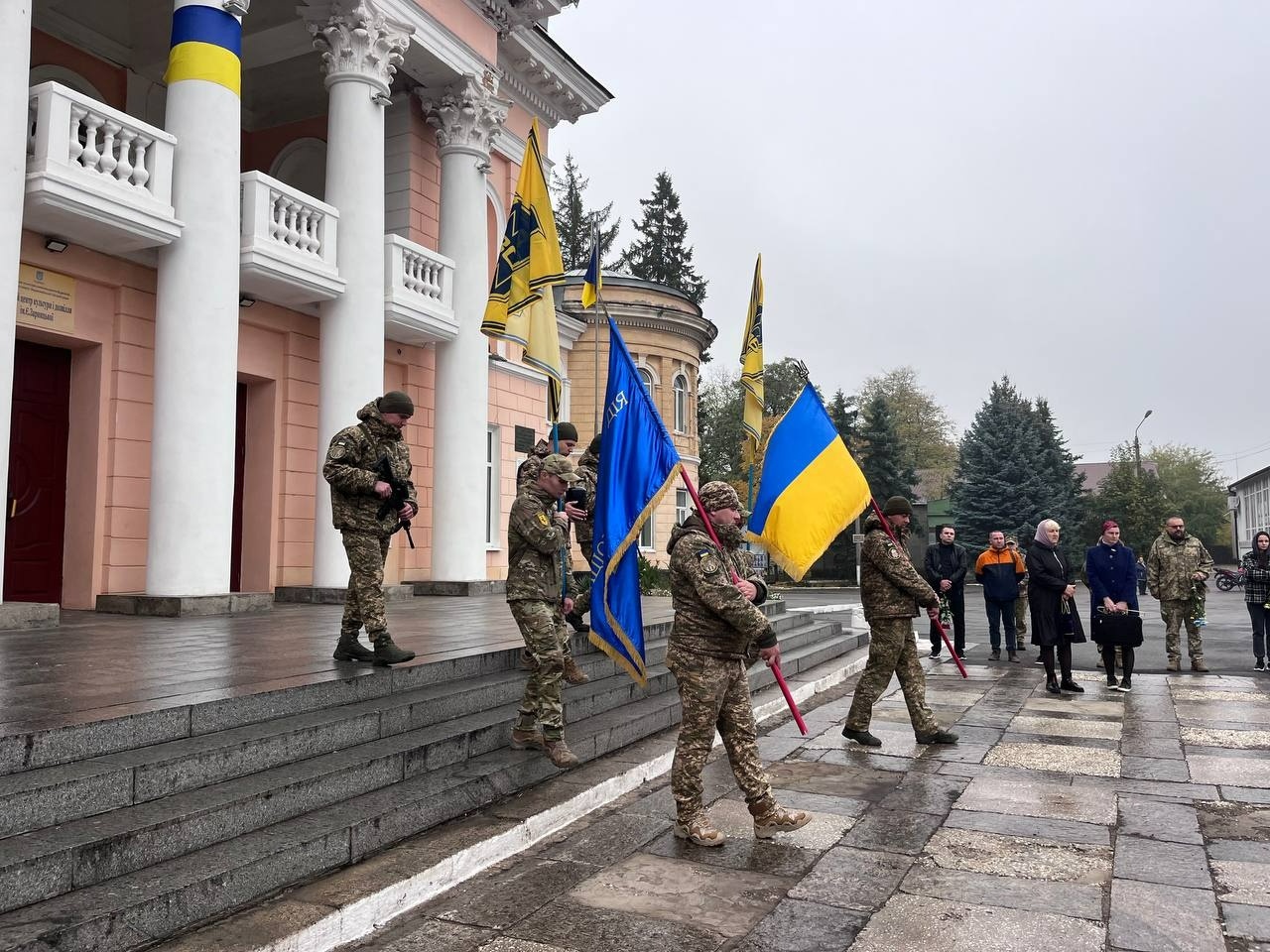 Первомайськ попрощався із захисником України Богданом Кисілем