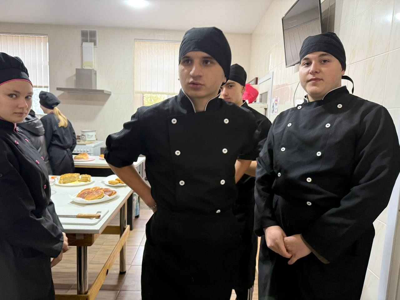 Осінь у стилі Хелловіну: як у Первомайському коледжі поєднали навчання і свято