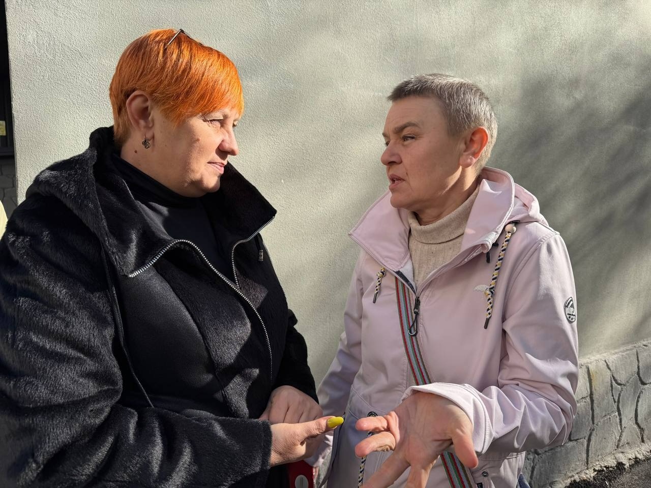 «Ми чекали, ми вірили»: у Первомайську зустріли звільненого з полону Романа Батовського