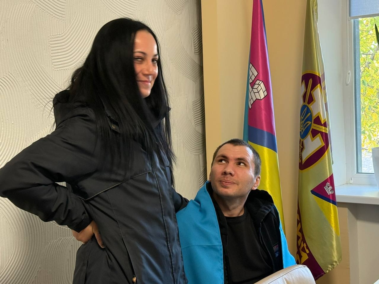 «Ми чекали, ми вірили»: у Первомайську зустріли звільненого з полону Романа Батовського