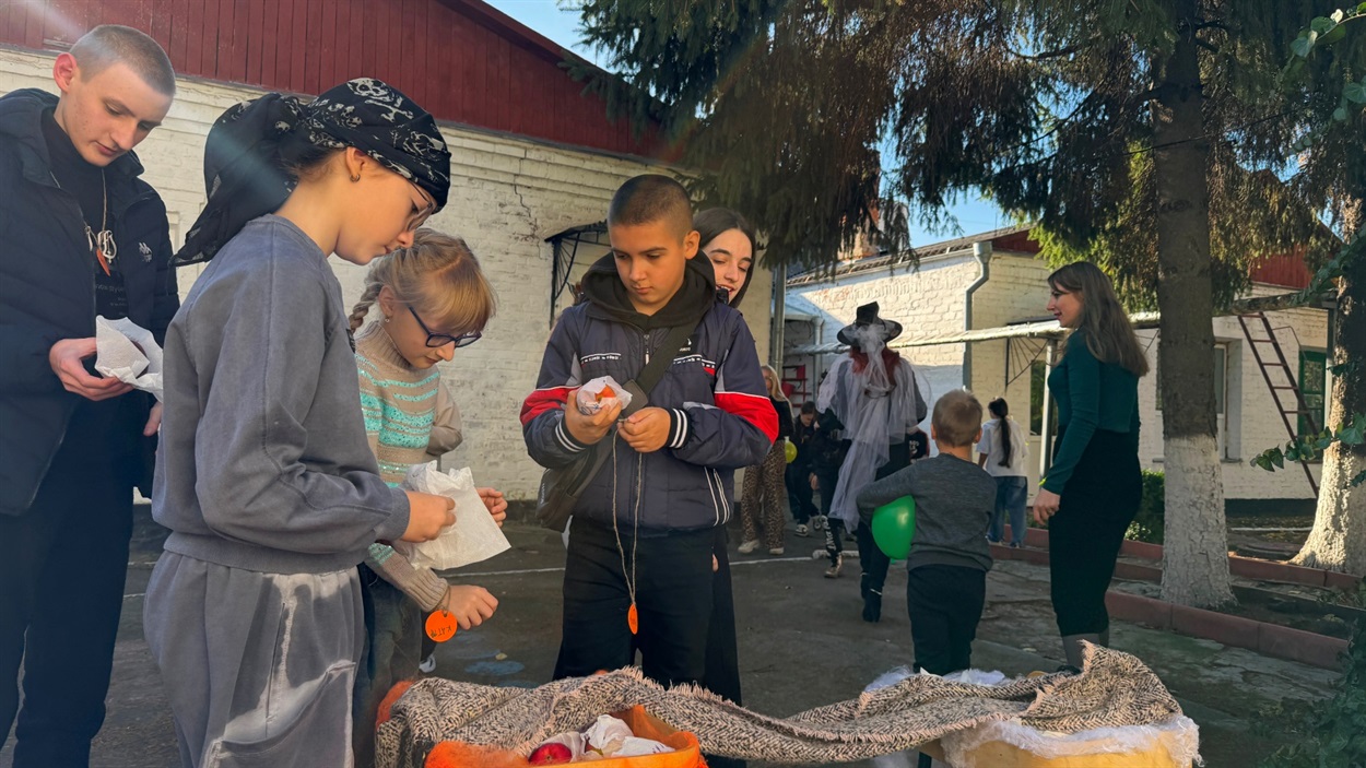 Чарівні яблука