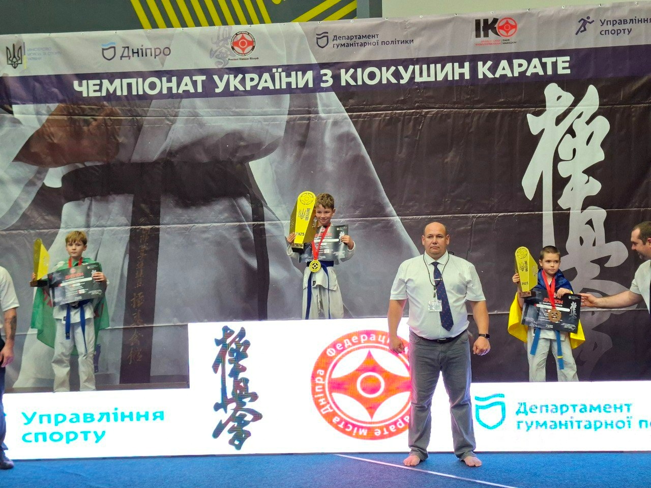 Перемоги, що проростають сакурами: каратисти з Миколаївщини — срібні призери Кубка України