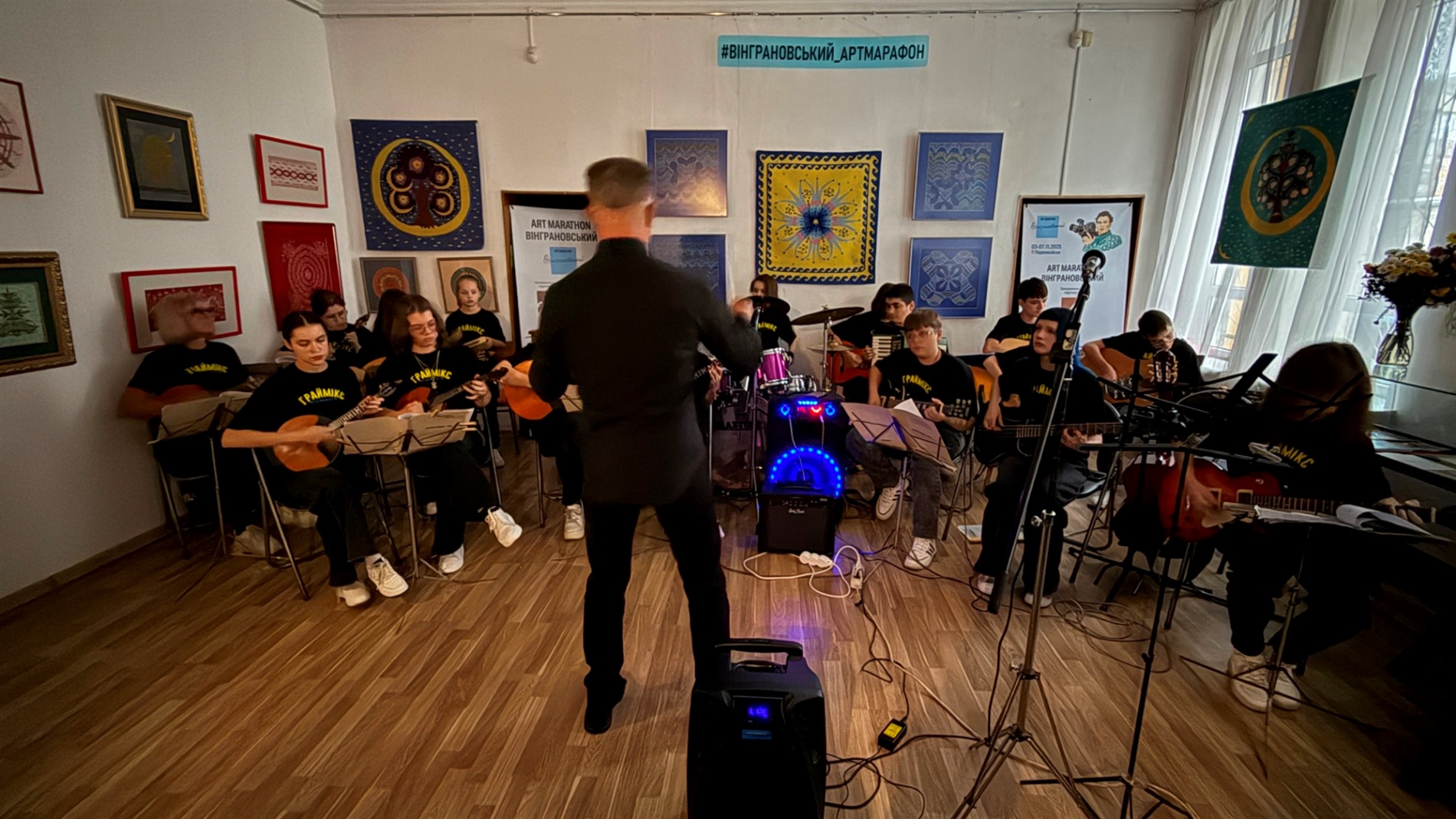 На Вінграновський Fest театр Atoms і оркестр «Граймікс» із Первомайська представили спільну програму