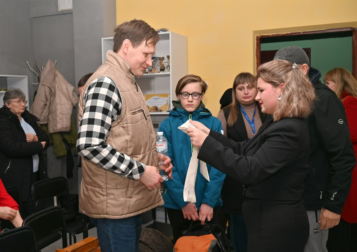 На першому плані: Тарас Дороцький та Дарія Павлухіна