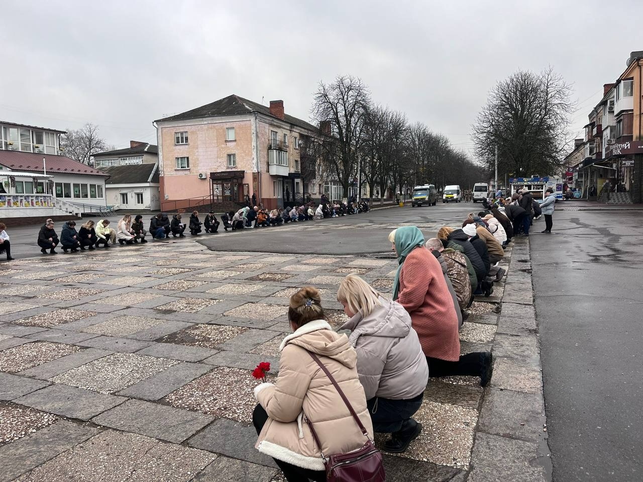 У Первомайську попрощалися із загиблим захисником України Романом Салабаєм