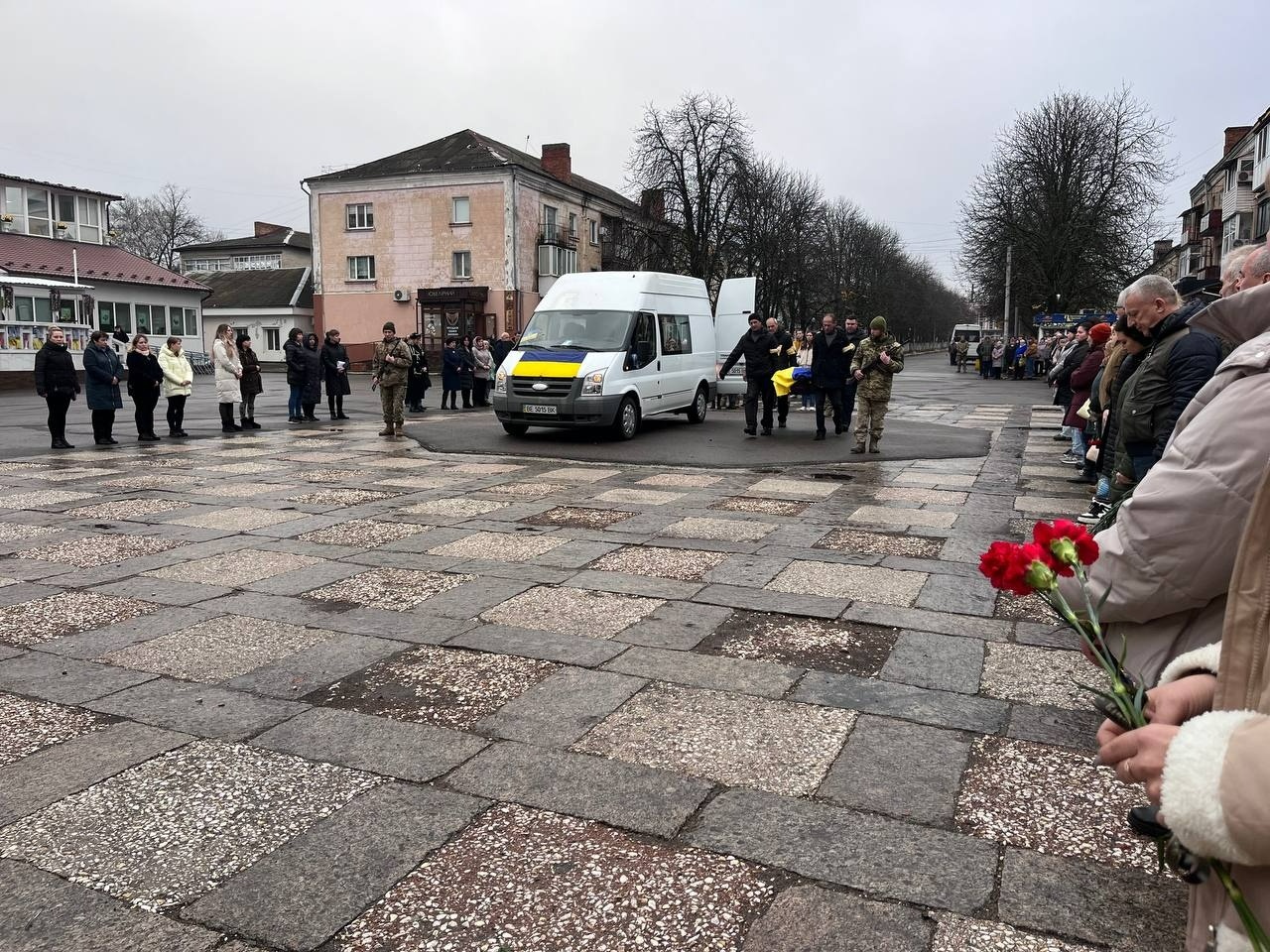 У Первомайську попрощалися із загиблим захисником України Романом Салабаєм