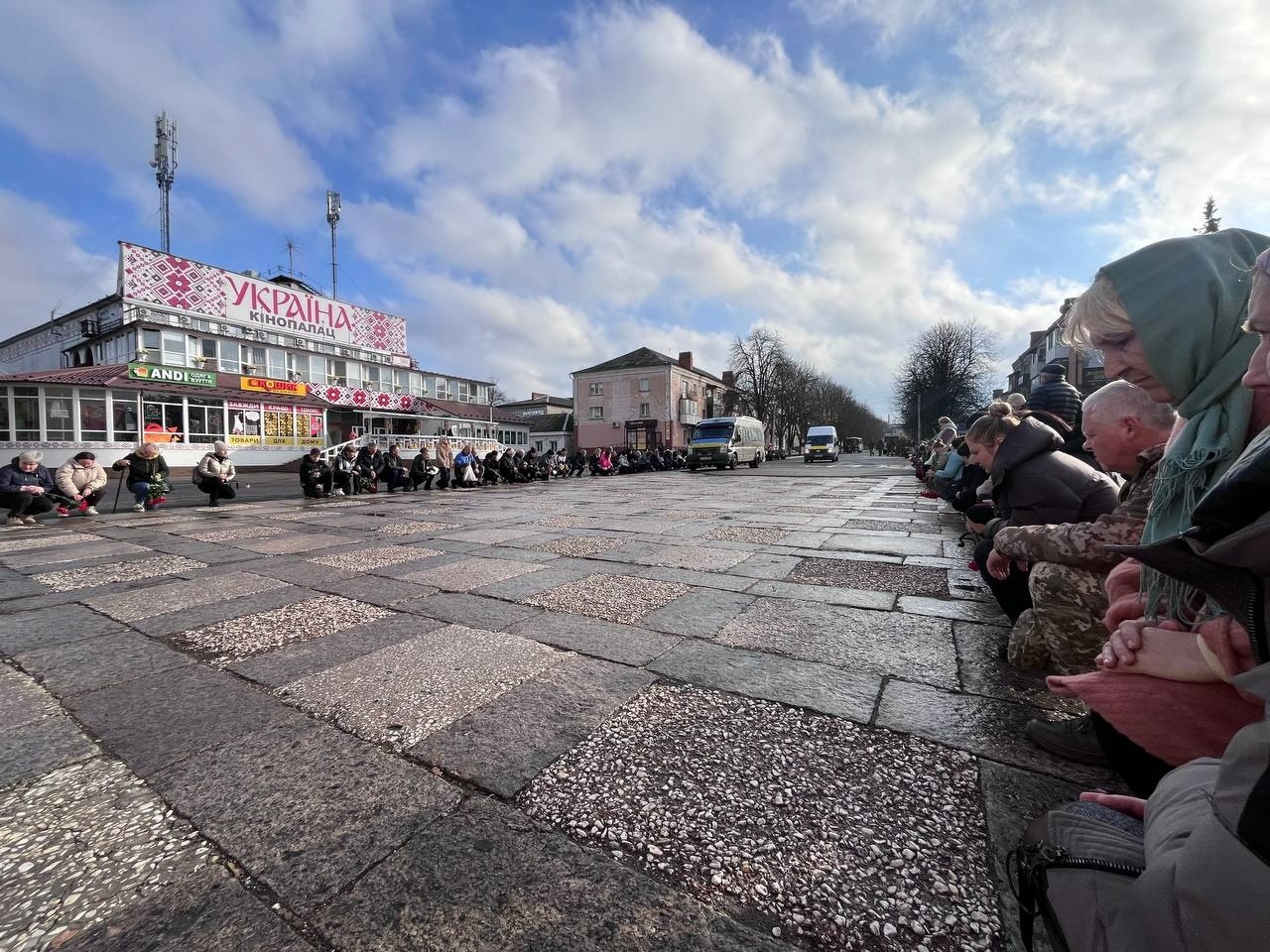 У Первомайську попрощалися із загиблим військовим Русланом Соловйовим