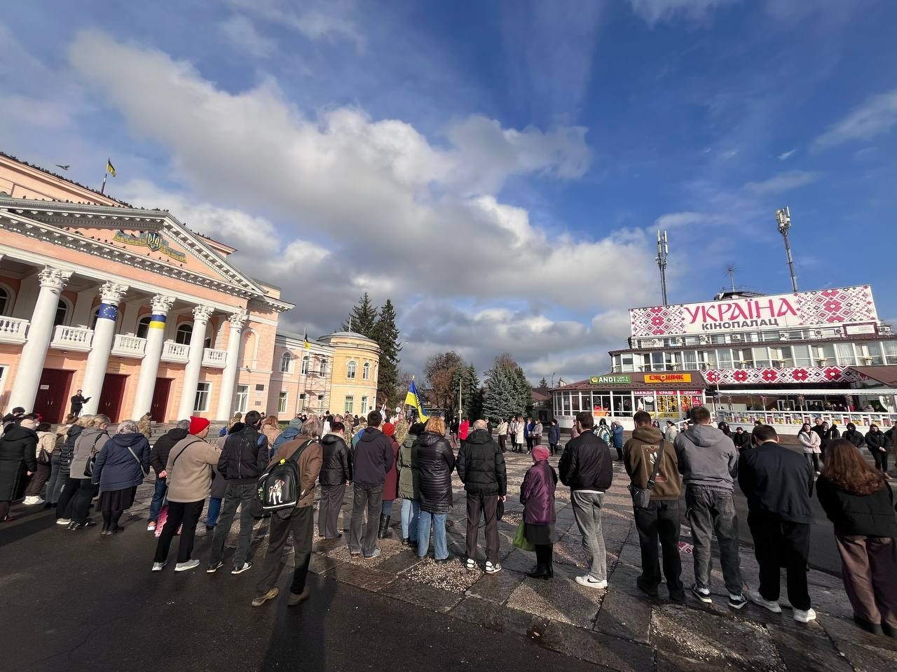 У Первомайську попрощалися із загиблим військовим Русланом Соловйовим