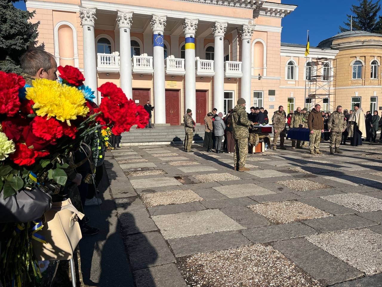Первомайськ попрощався із захисником України Геннадієм Аркушею