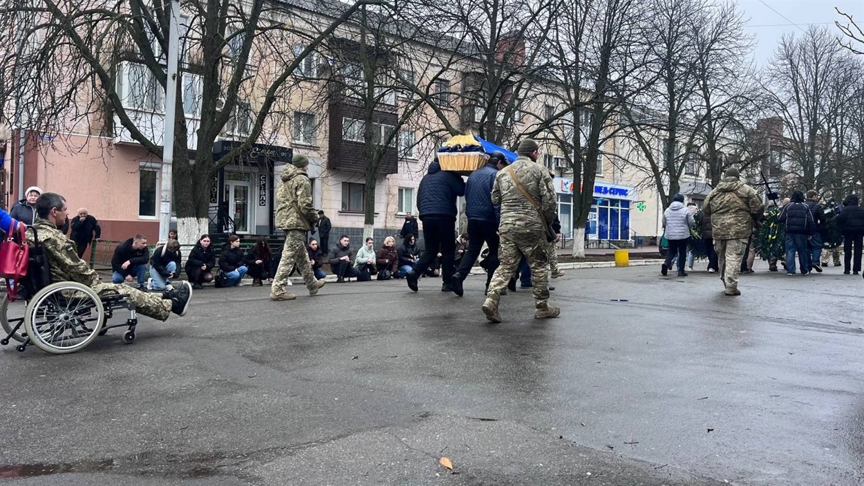 Первомайськ попрощався із Захисником