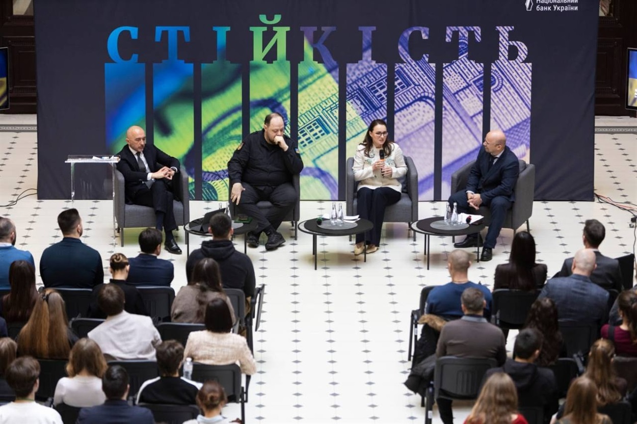 «Ми сильні. Ми разом»: нові обігові пам’ятні монети, присвячені єдності та неподільності України