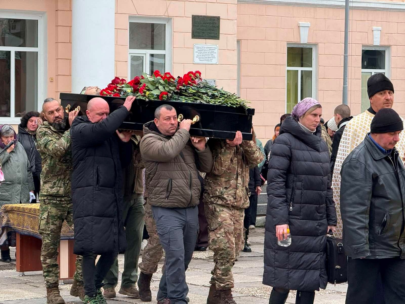У Первомайську попрощалися із загиблим захисником України Олексієм Мурзаком